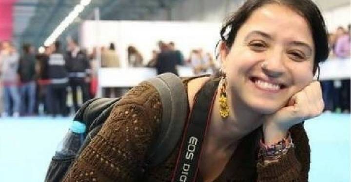 Gazeteci Pınar Gayıp yedi ay sonra tahliye edildi Gazeteci Pınar Gayıp yedi ay sonra tahliye edildi