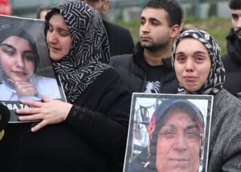 Dilovası davasında dördüncü duruşma: Aileler adalet talebini yineledi Dilovası davasında dördüncü duruşma: Aileler adalet talebini yineledi