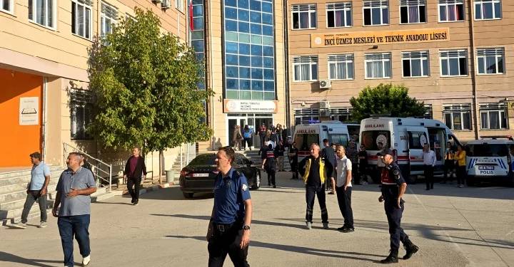 Manisa’da lise önünde silahlı saldırı: 8 kişi yaralandı, saldırgan yakalandı