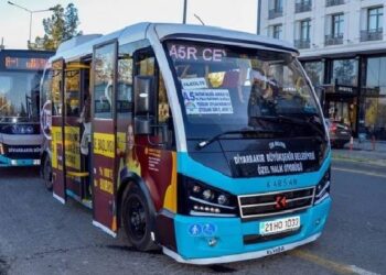 Özel halk otobüslerinin kontak kapatma kararına belediyeden karşı açıklama Özel halk otobüslerinin kontak kapatma kararına belediyeden karşı açıklama