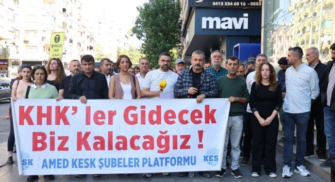 KESK Amed 174’üncü haftada: ‘KHK’ler gidecek, biz kalacağız’ KESK Amed 174’üncü haftada: ‘KHK’ler gidecek, biz kalacağız’