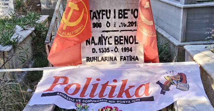 Tayfun Benol mezarı başında anıldı Tayfun Benol mezarı başında anıldı